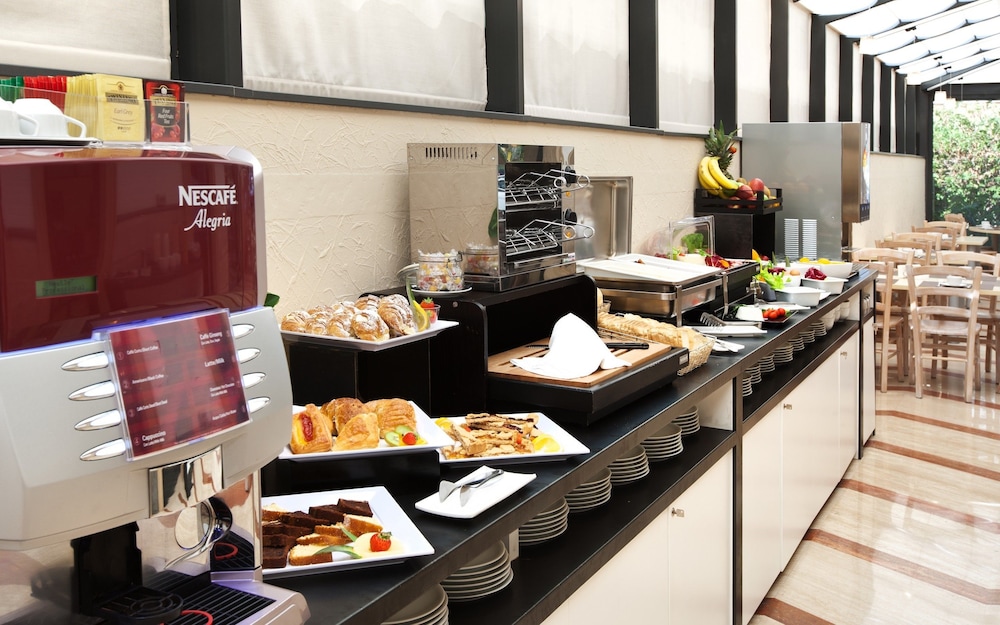 Garner Hotel Rome Aurelia by IHG 48/64