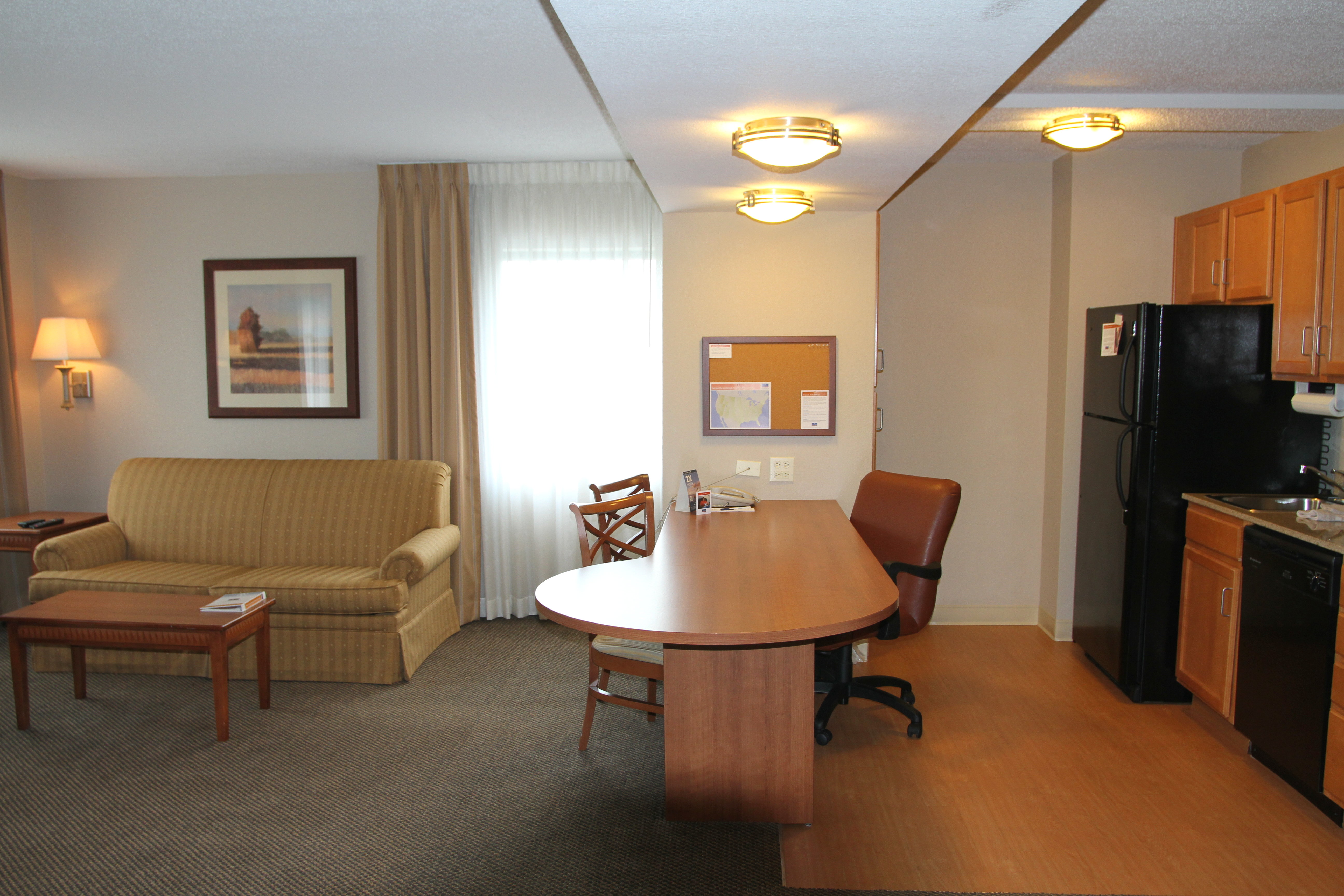 Candlewood Suites Indianapolis Downtown Medical District 49/73