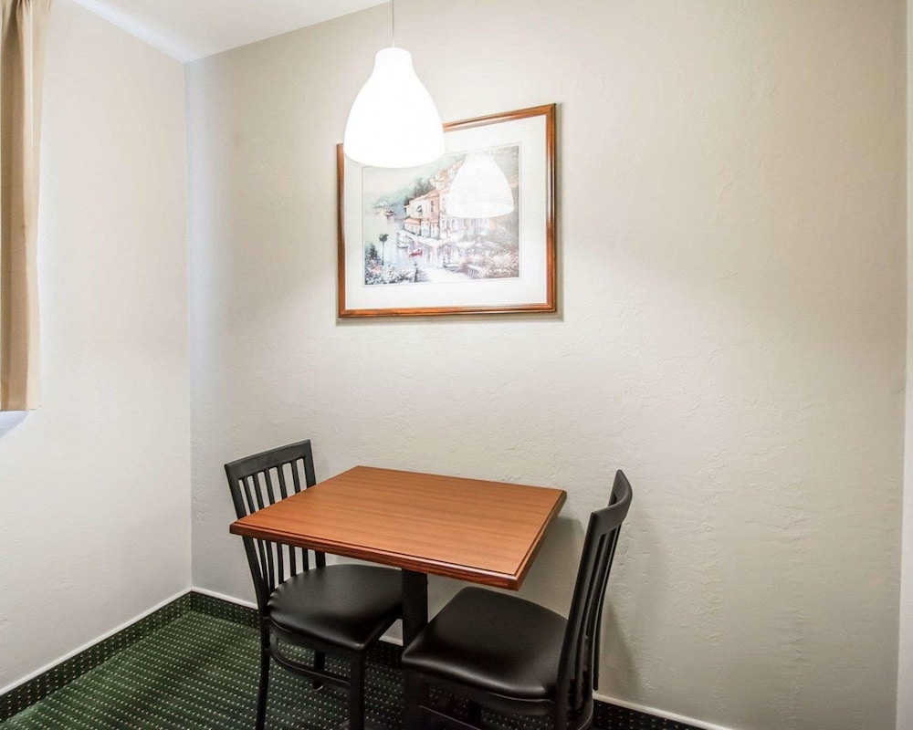 Suburban Studios Melbourne Airport 35/39