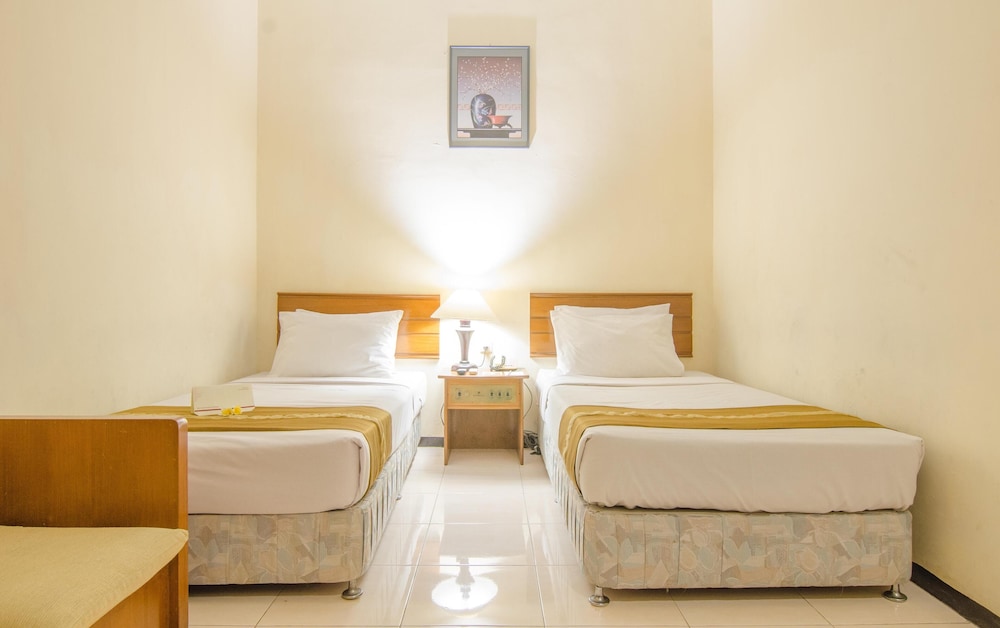 Hotel Montana Dua Malang 9/50