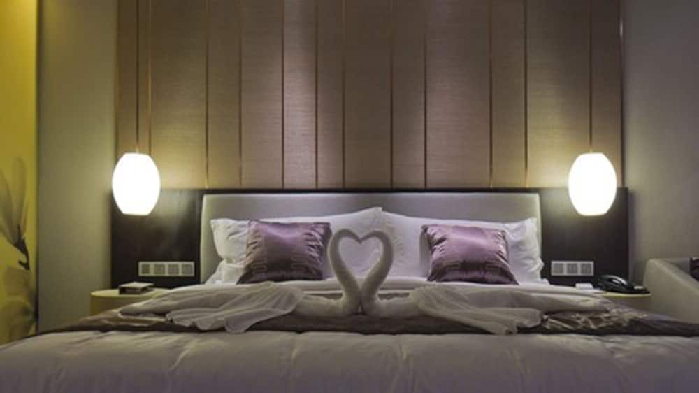 Maison New Century Hotel Dongguan photo2