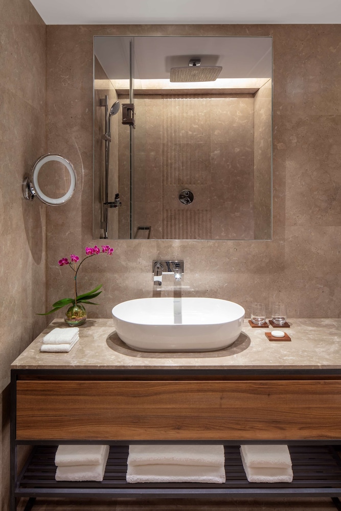Hyatt Regency Trivandrum 48/50