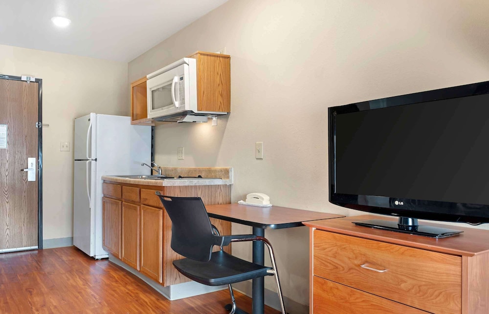 Extended Stay America Select Suites - Cincinnati - Florence - Airport 23/35
