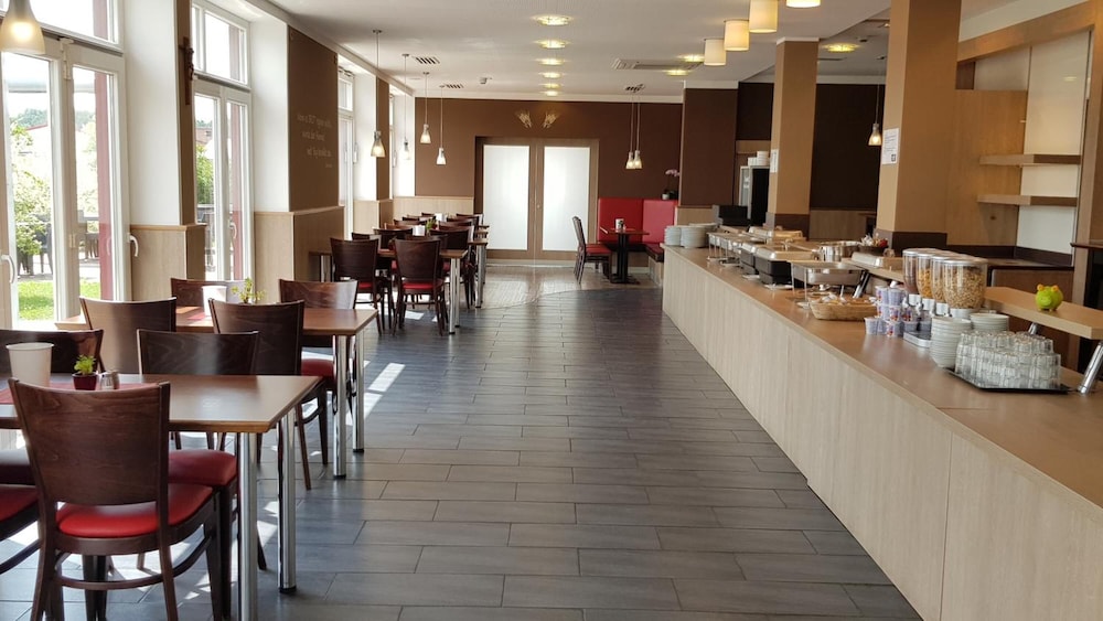 DREAM INN REGENSBURG 28/43