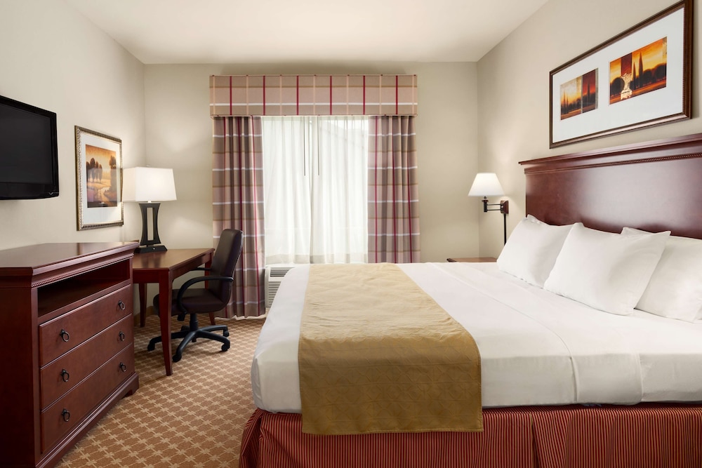 Country Inn and Suites by Radisson Tifton GA 4/23