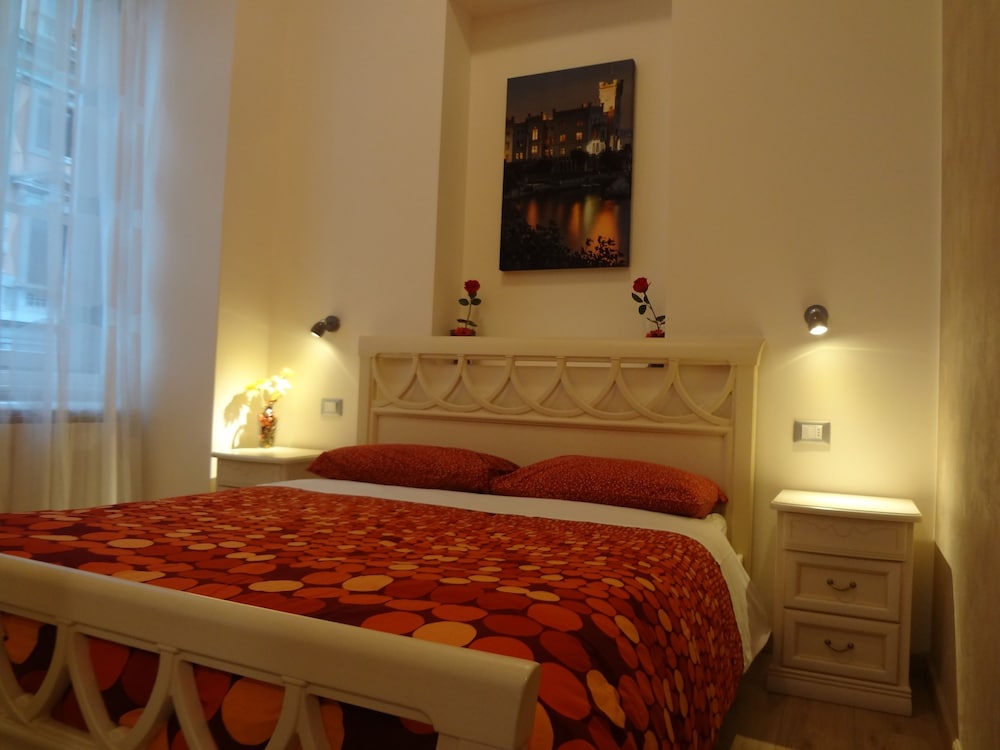 Rooms Boutique Carducci 34/50