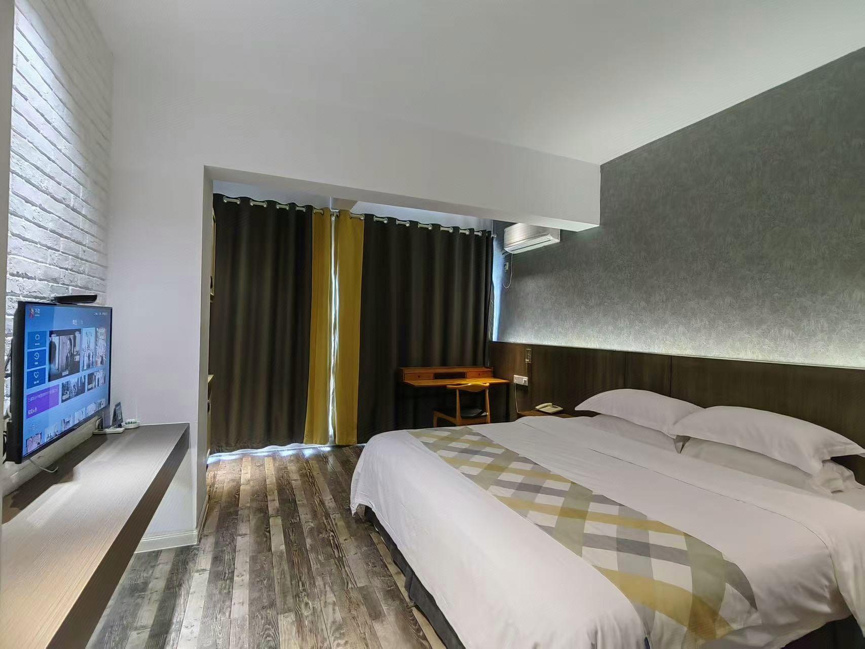 Fanpu Art Hotel 9/28