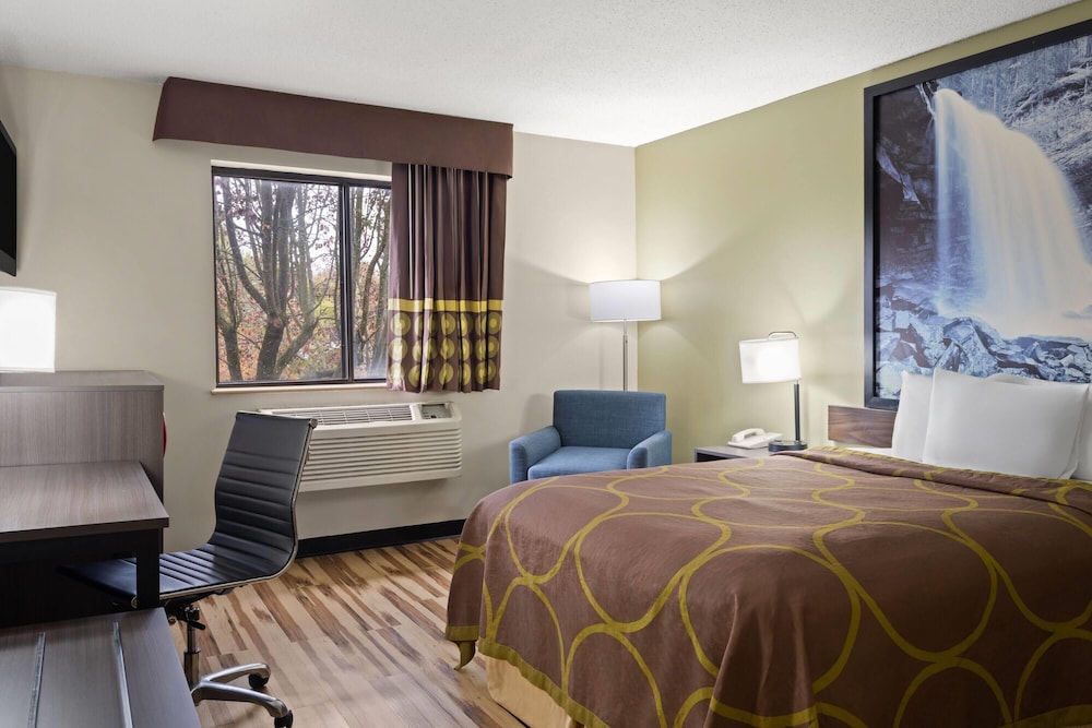 Room, Queen Bed, Accessible