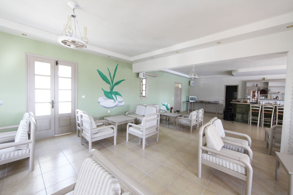 Kavuras Village Hotel & Suites 30/50