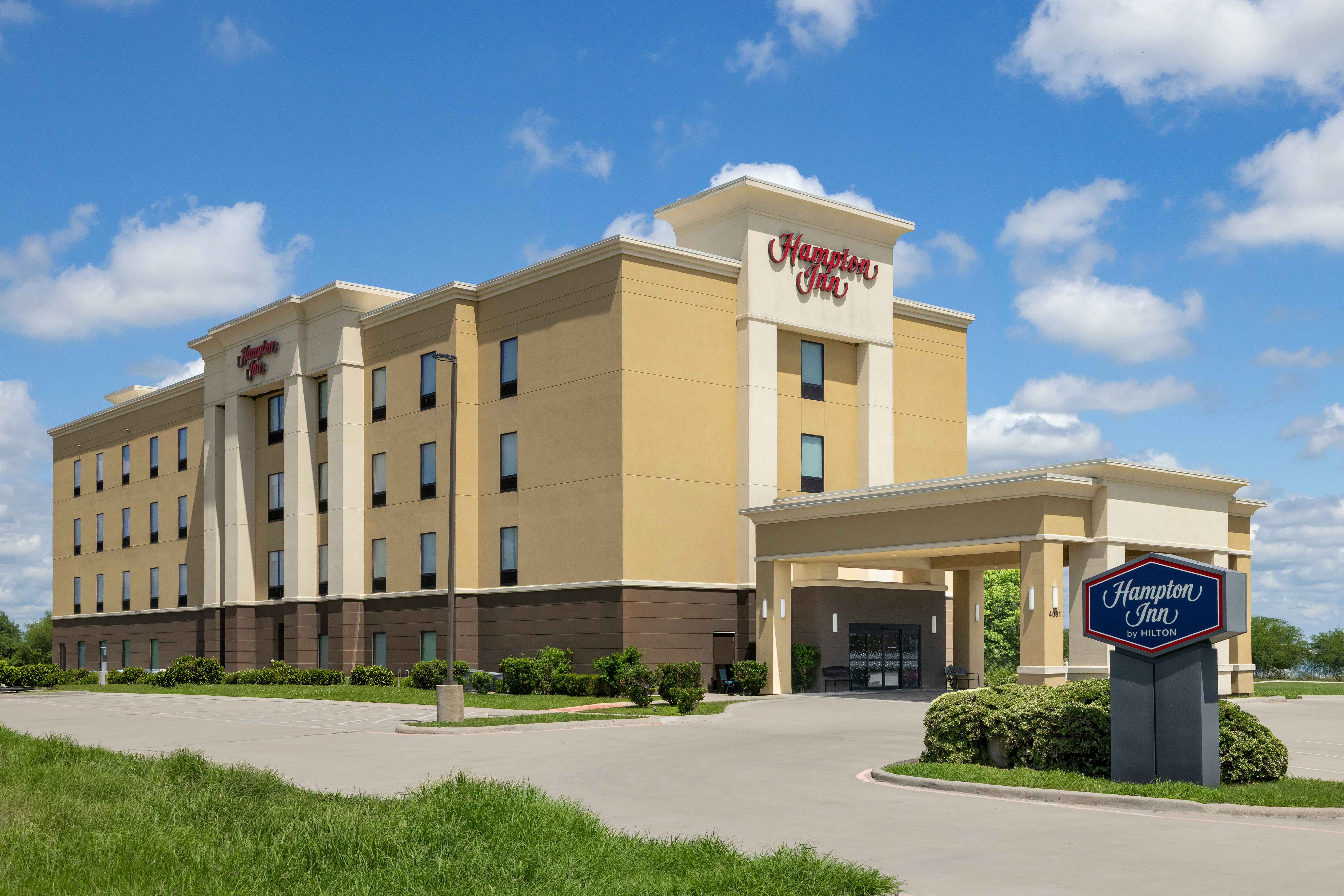 Hampton Inn Kenedy 4/57