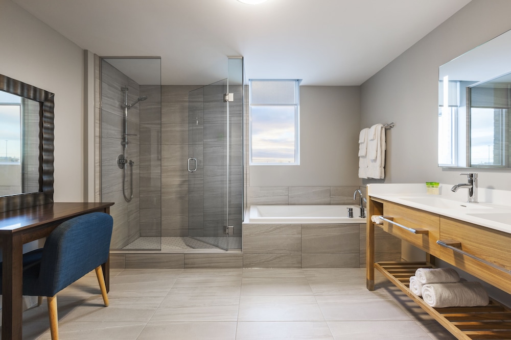 Imperia Hotel and Suites Boucherville 36/36