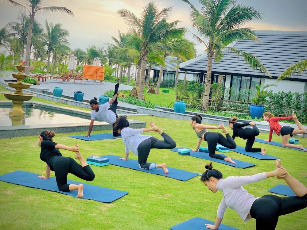 Bliss Hoi An Beach Resort and Wellness 39/49