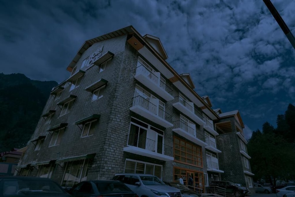 Hotel One Naran 3/19
