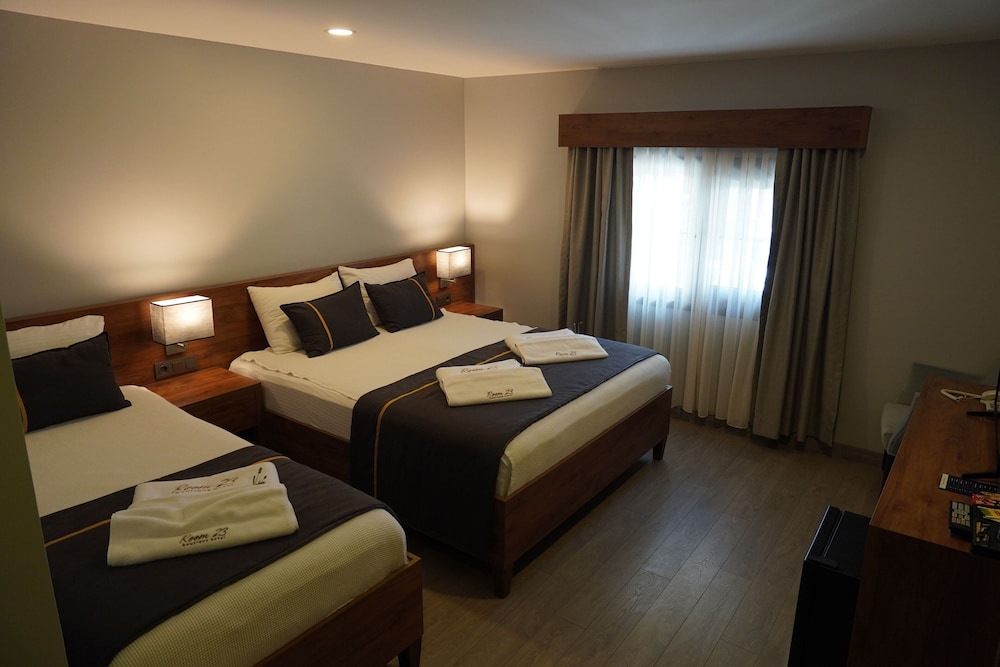 Room 23 Boutique Hotel 6/50