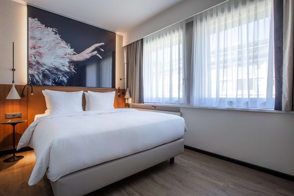 RADISSON BLU HOTEL BASEL 27/74
