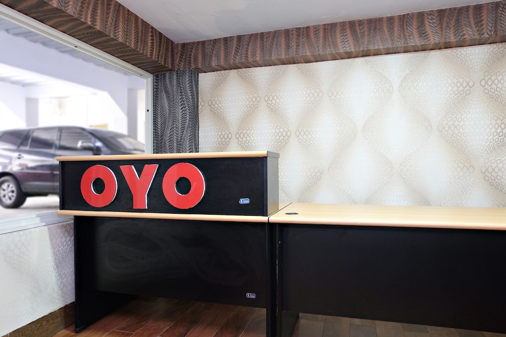 OYO 2595 Hotel Jinan Makassar 15/24