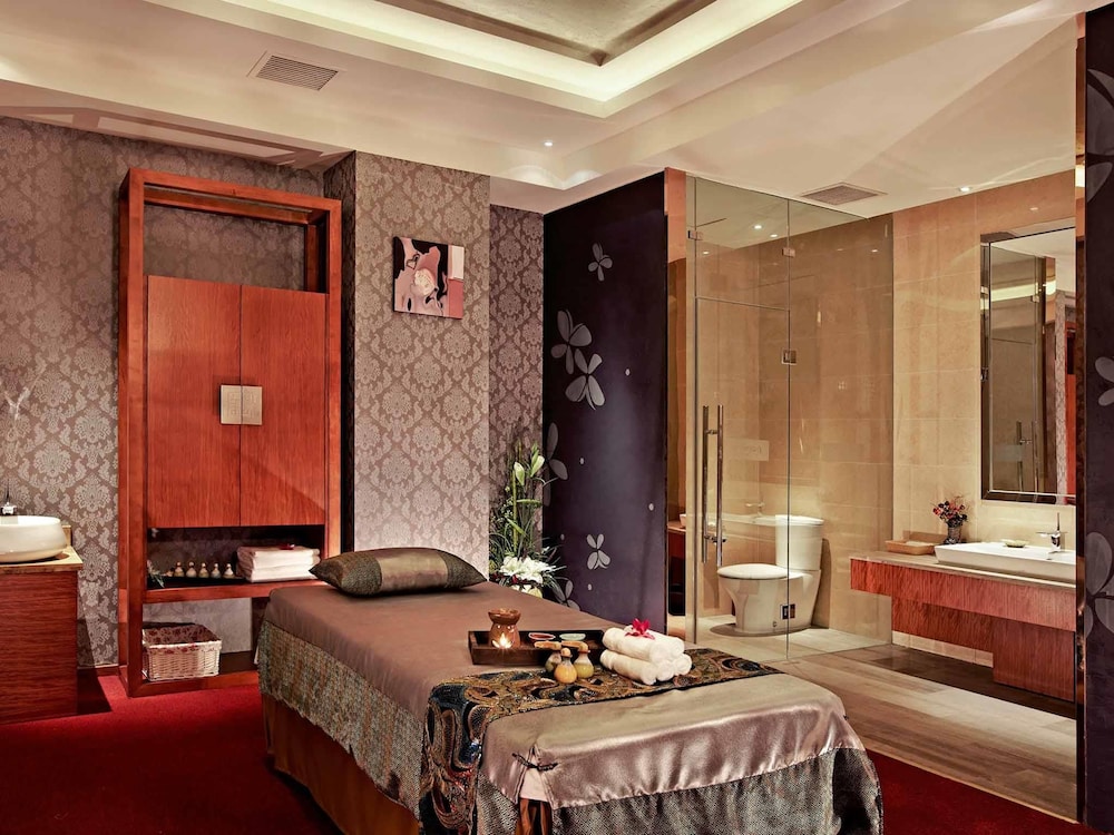 Pullman Xiamen Powerlong 44/73