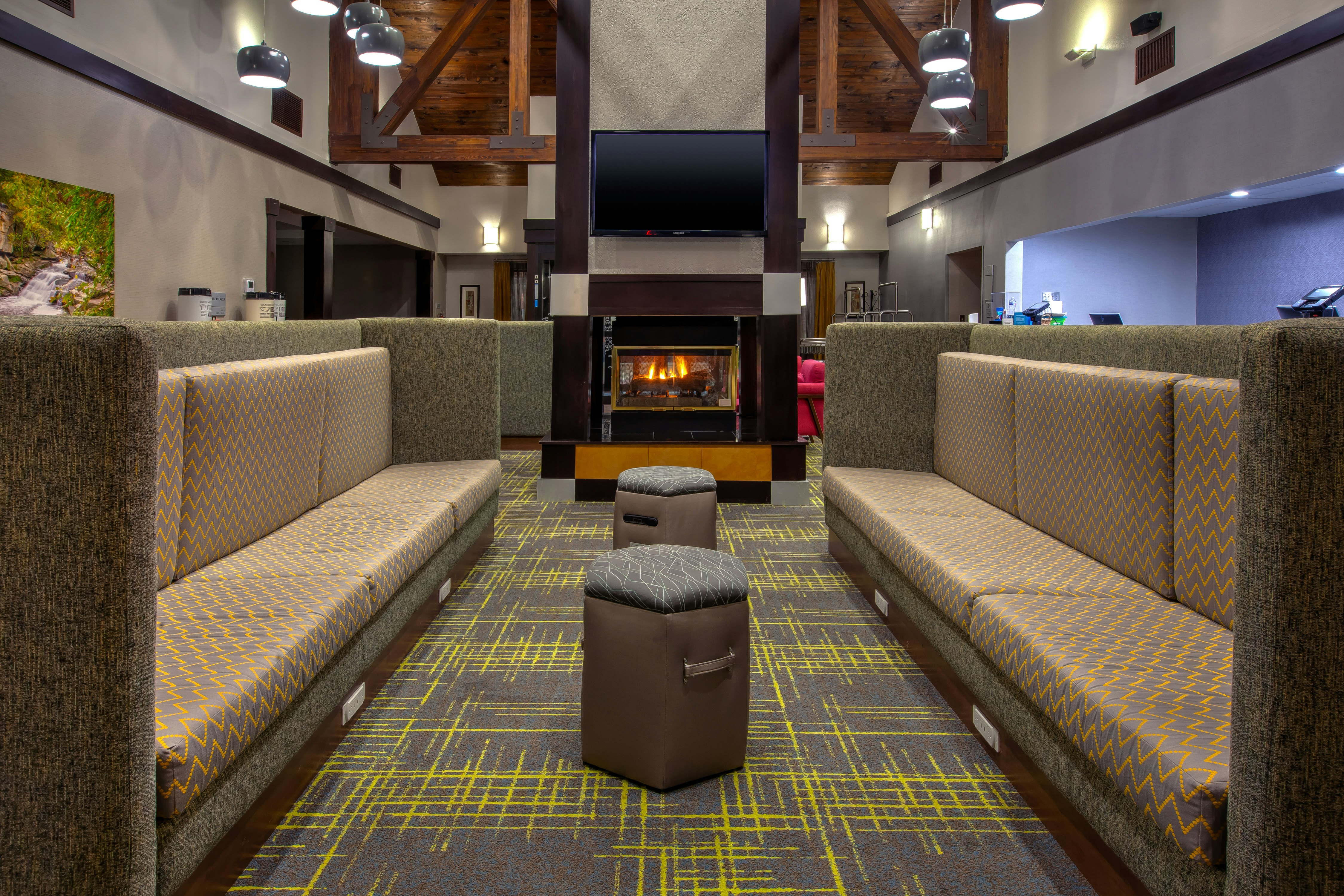 Hampton Inn & Suites Cleveland-Airport/Middleburg Heights 21/39