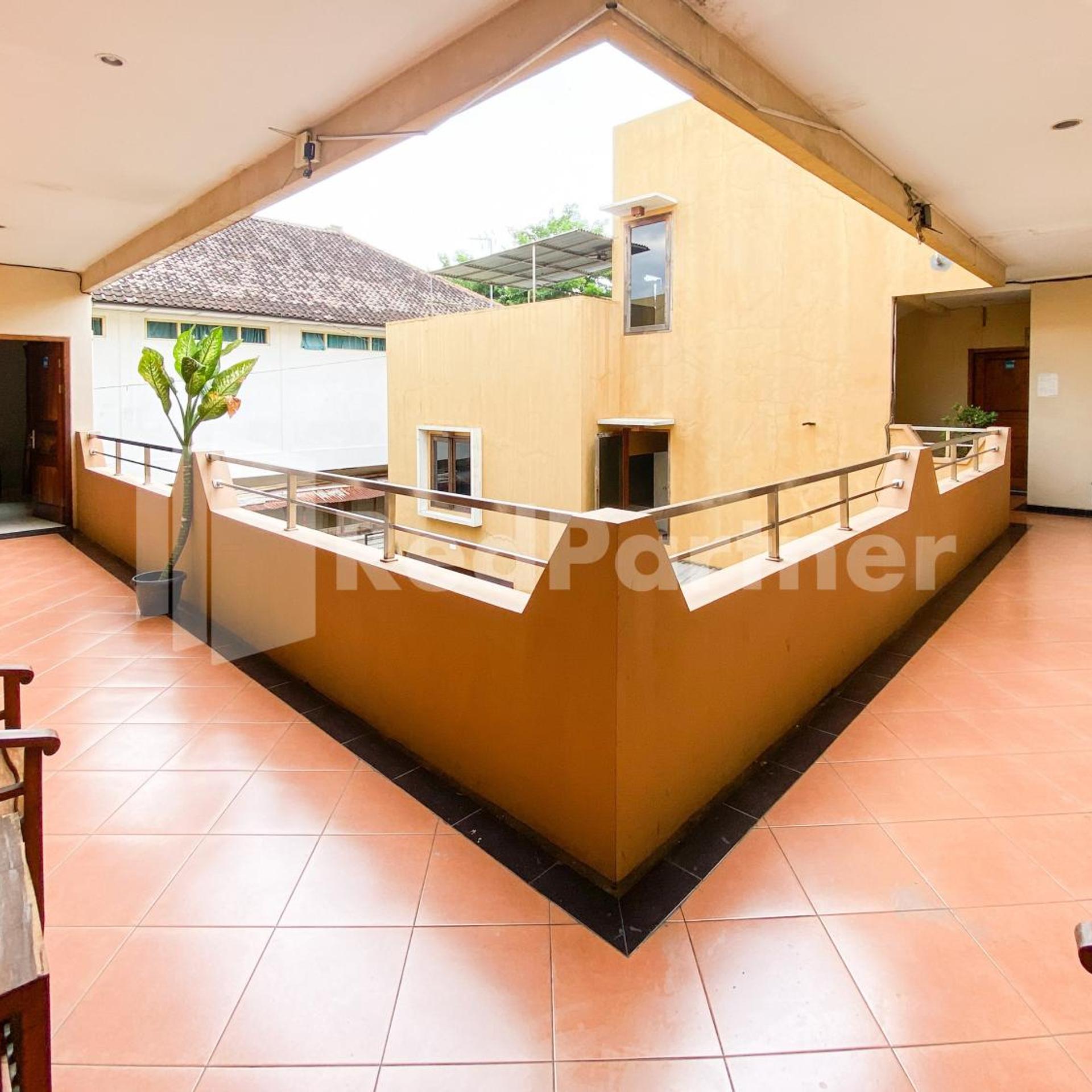 OYO 90249 Istana Griya 2 Hotel 9/50