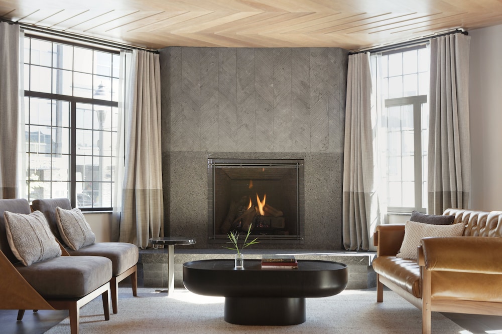 Kimpton Armory Hotel Bozeman 42/79