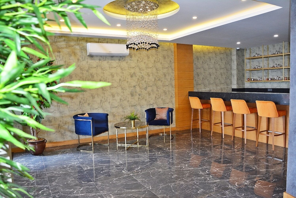 61 Park Hotel 3/51