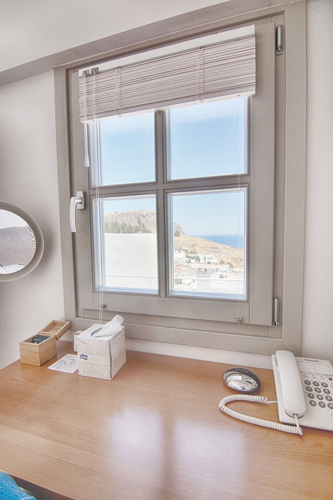 Lindos Comfy Suites 34/58