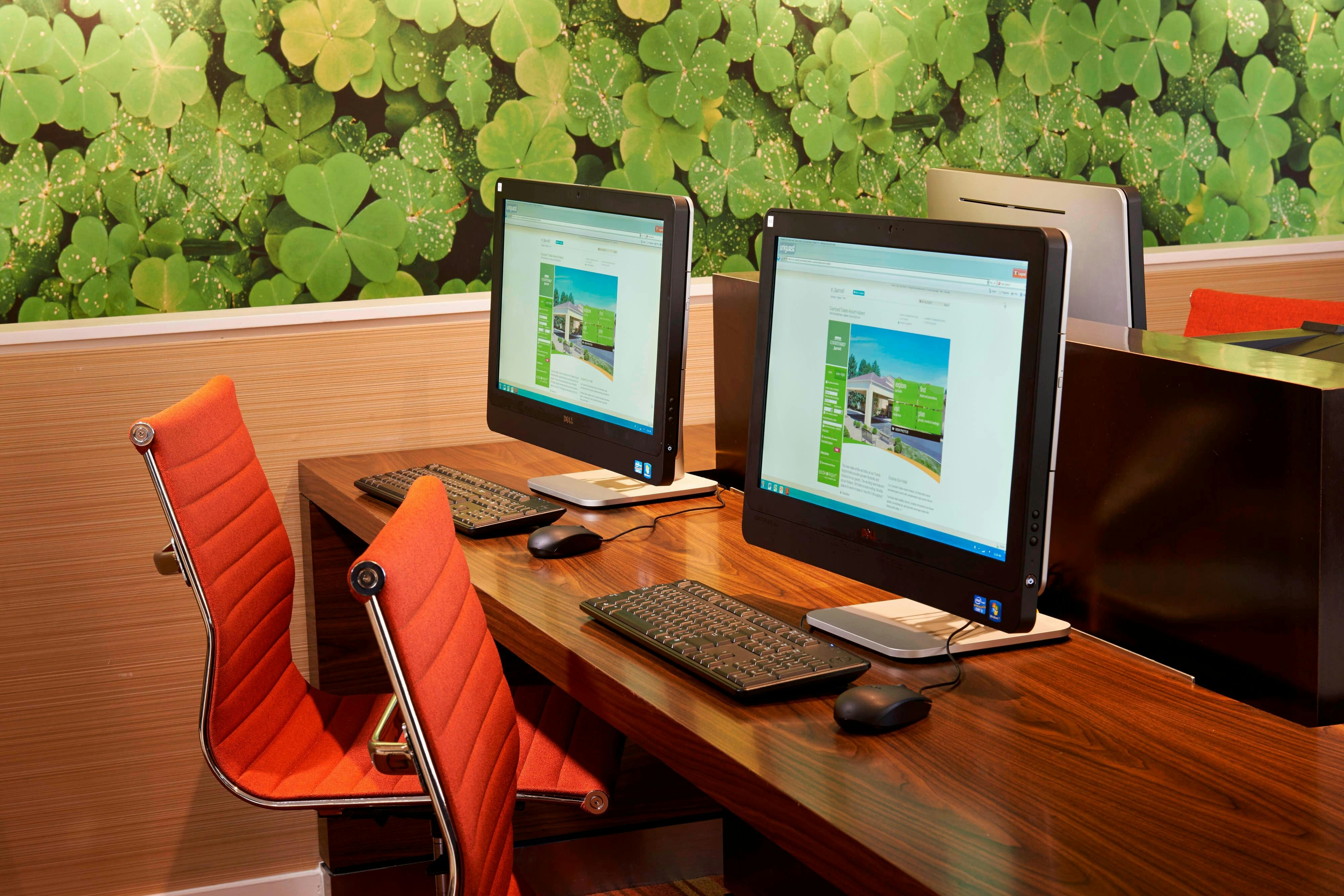 Courtyard by Marriott Toledo Airport Holland 13/15