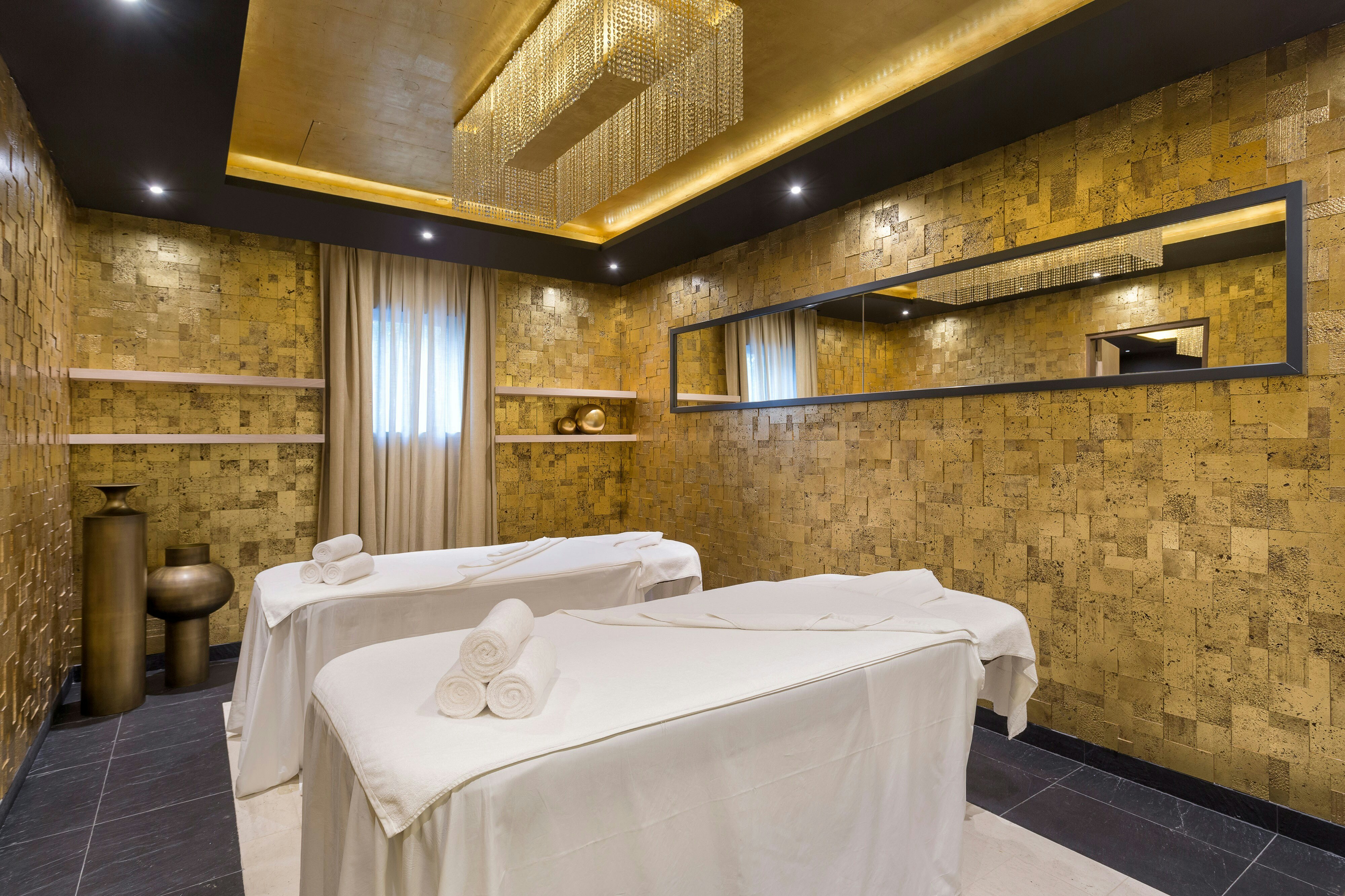 PINE CLIFFS RESIDENCE, A LUXURY COLLECTION RESORT 12/50