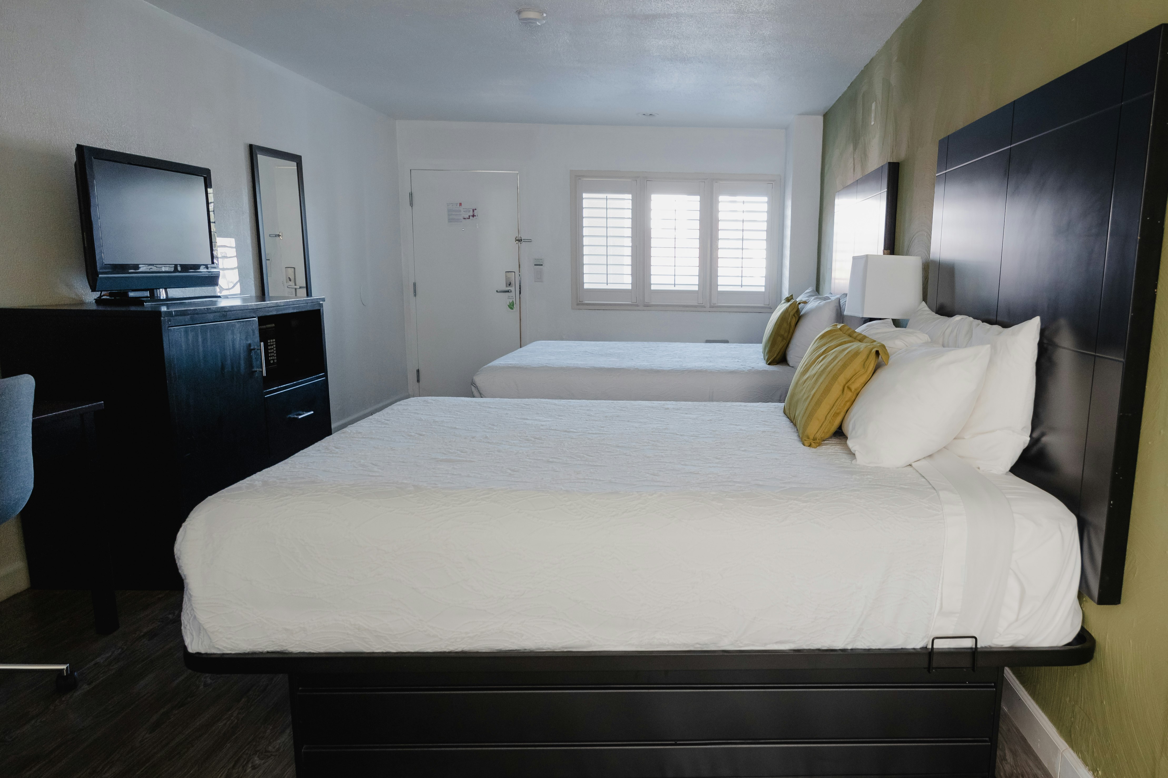 Old Town Western Inn & Suites 26/71