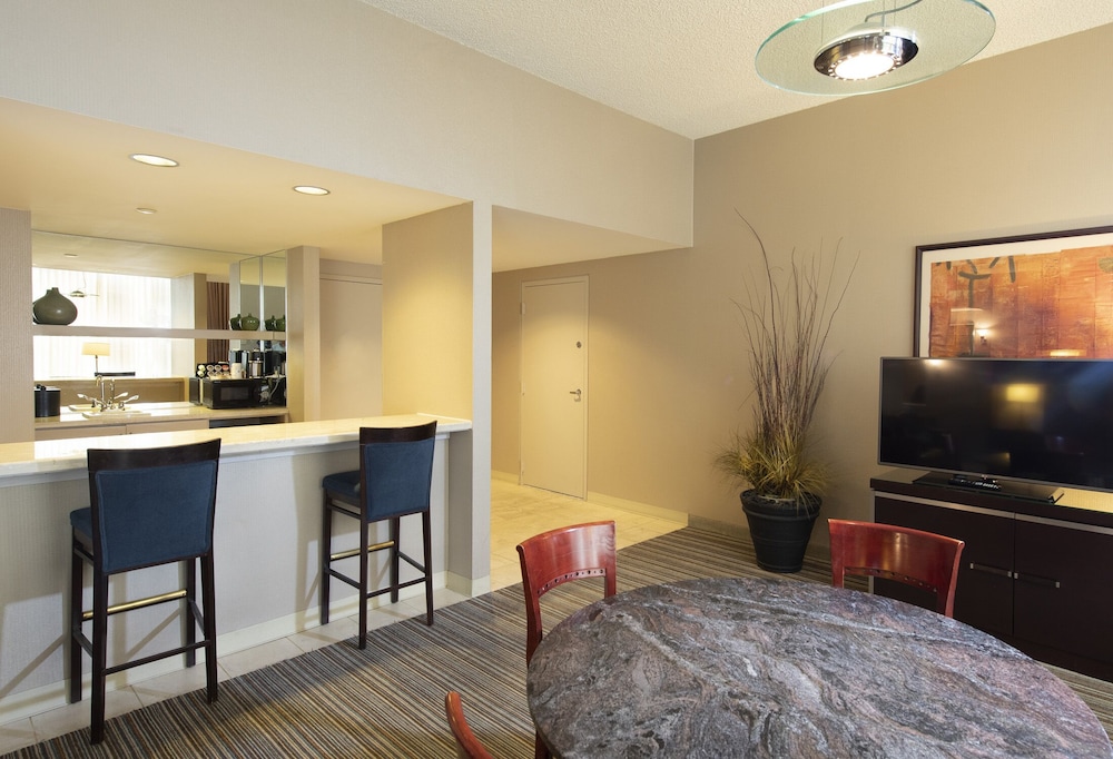 The Clyde Hotel (ex. Hyatt Regency Albuquerque) 50/61