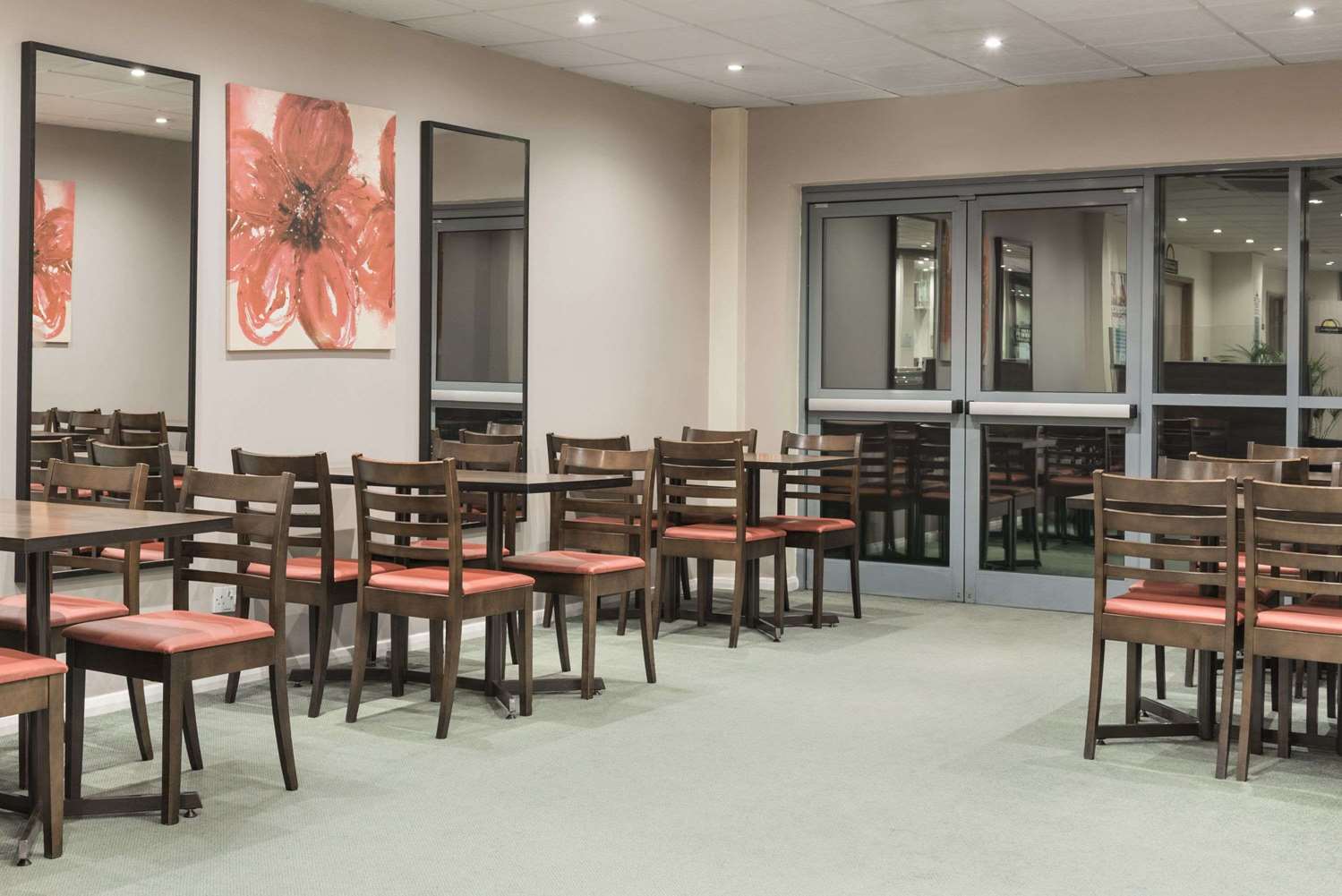 Days Inn by Wyndham Donington A50 9/12