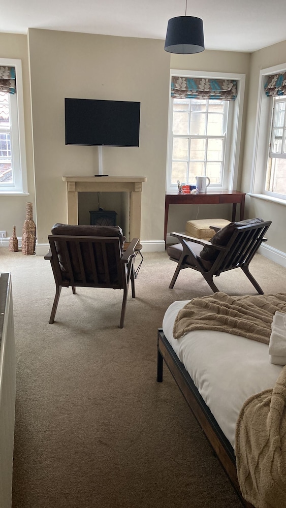 Gillygate Guest House 44/50