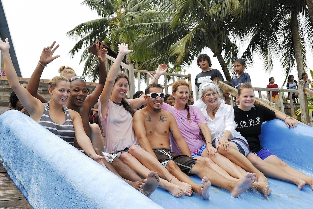 Airai Water Paradise Hotel And Spa 30/56