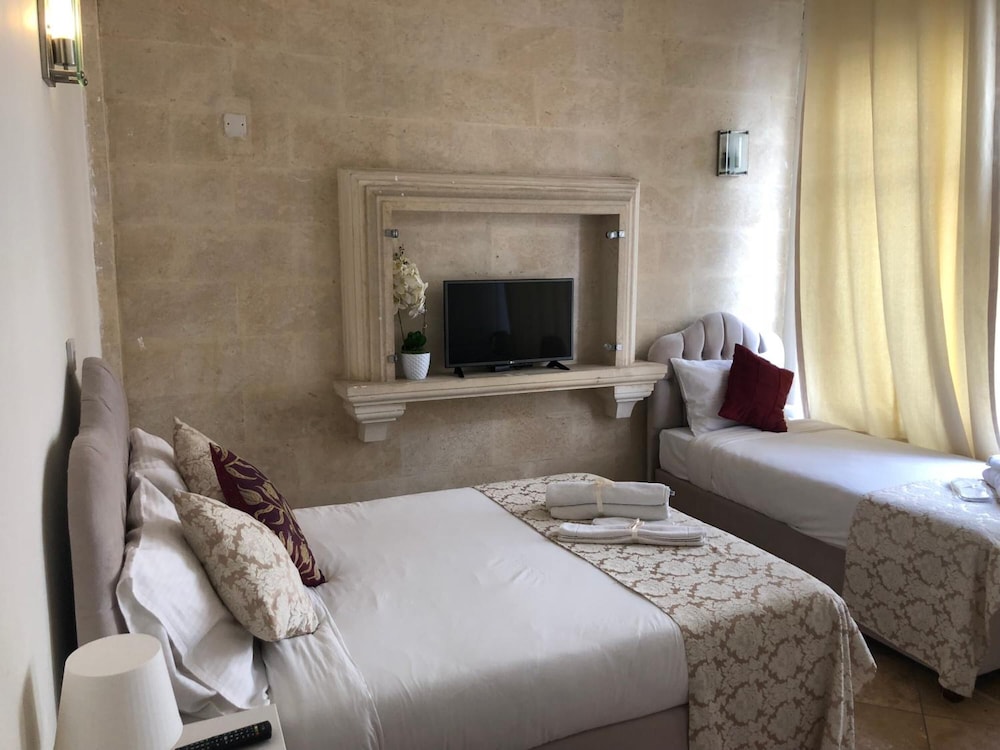 Lord's Residence Boutique Hotel 25/75