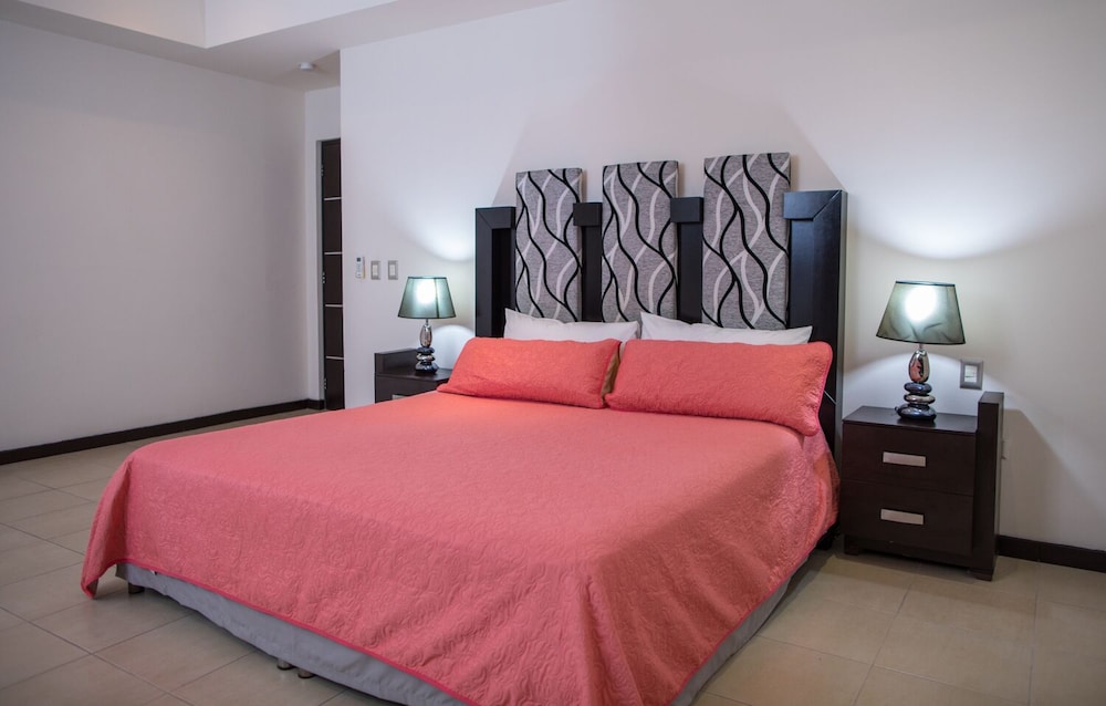San Pedro Hotel 5ta Avenida 19/50