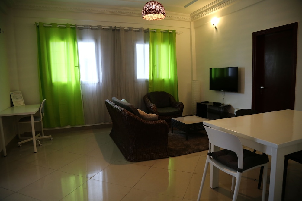 Le Buffle Noir Douala 20/20