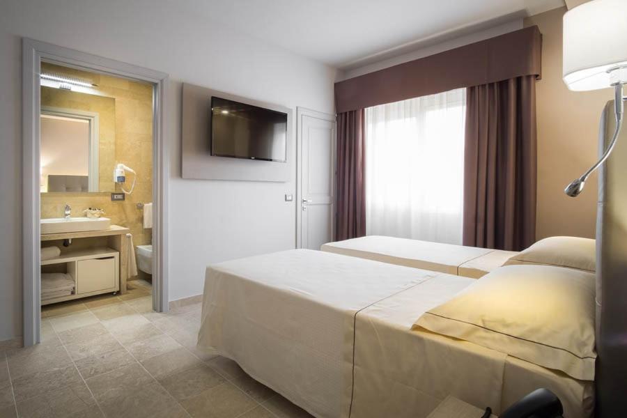 Standard, Double or Twin Bed, Netum Hotel 7/10