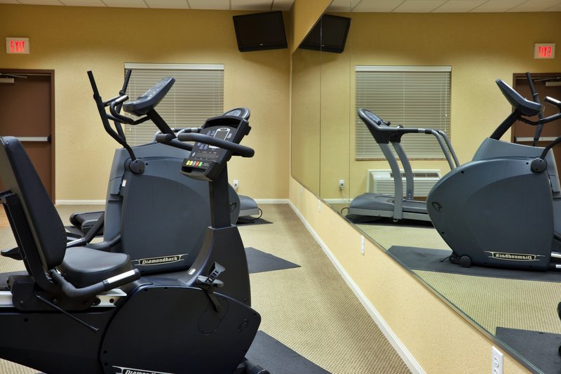 Holiday Inn Express Salado-Belton 24/45