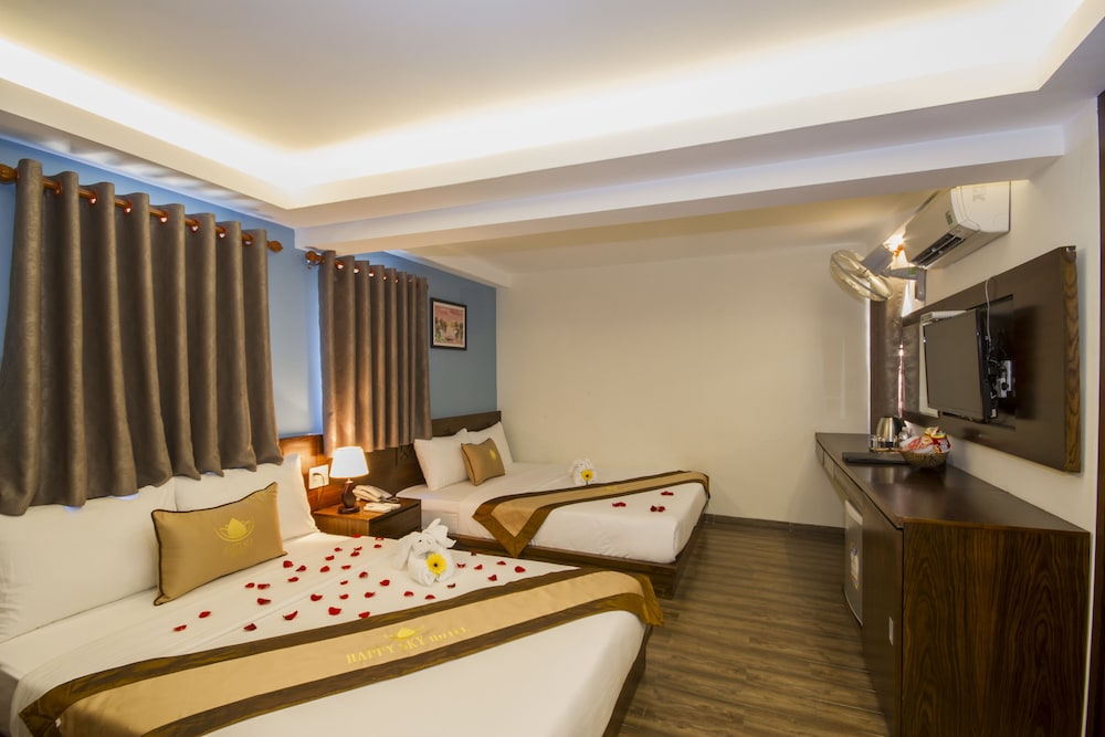 Sapphire Hotel 19/35