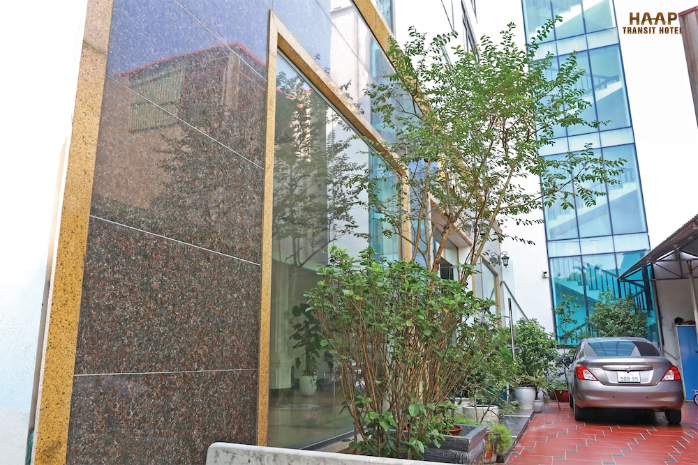 HAAP Transit Hotel 62/65