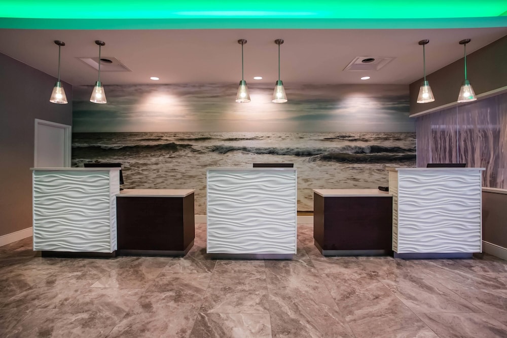 La Quinta Inn & Suites by Wyndham Virginia Beach 5/46