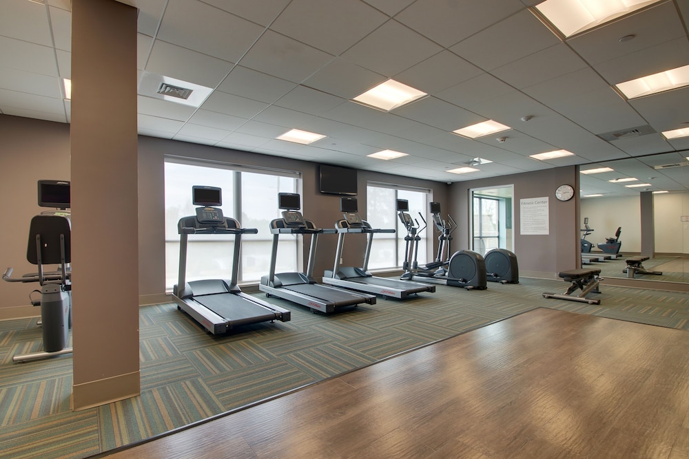 HOLIDAY INN EXPRESS & SUITES ELIZABETHTOWN NORTH 29/47