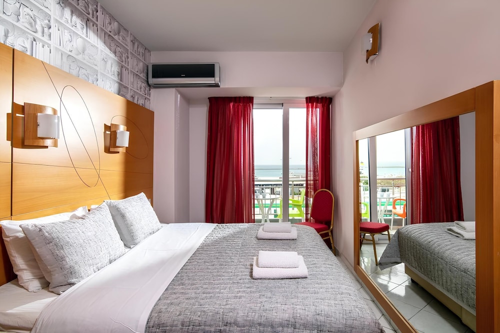 Life Hotel 17/61