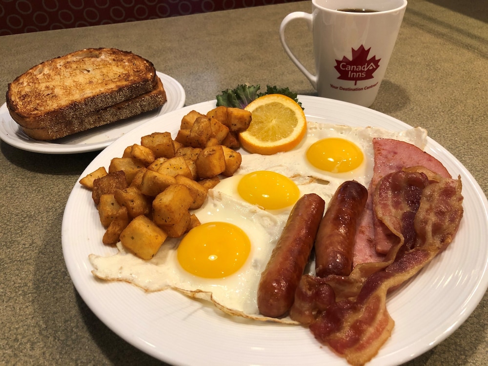 Canad Inns Destination Centre Brandon 30/51