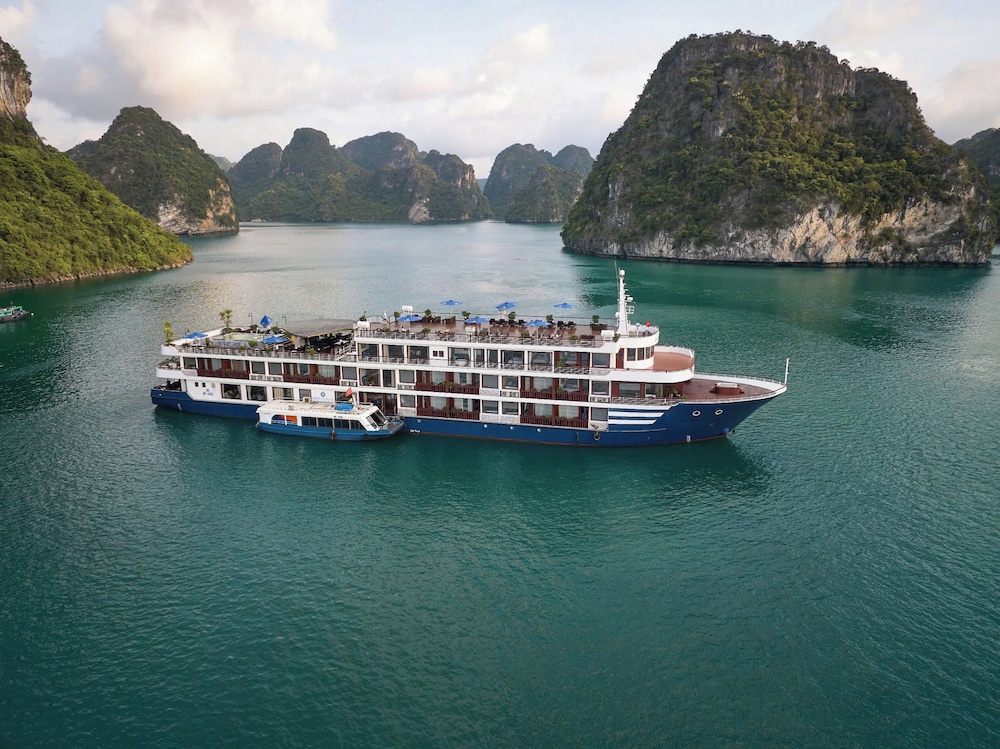 Rosa Cruise Halong 37/50