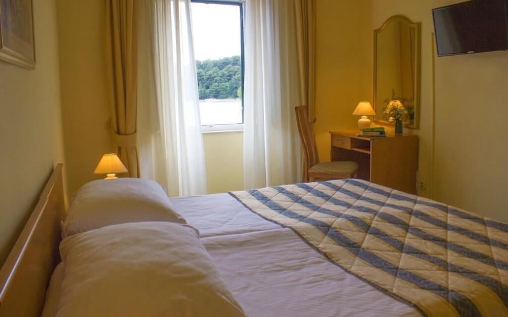 Hotel Supetar 20/71
