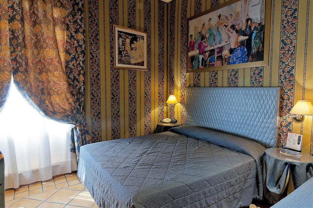 Hotel Lirico Roma 28/63