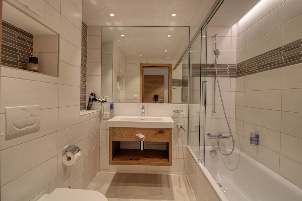 3 Bedrooms, Luxury, Apartment, 6 Beds, Mountain Side, Mountain View، Apartment Matterhorngruss 7/7
