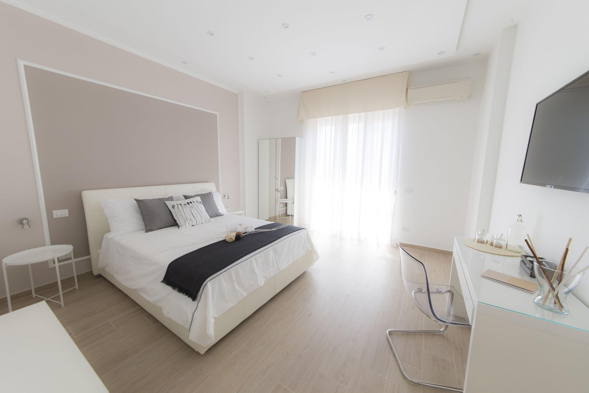B&B Chérie - Centro Di Salerno 5/21