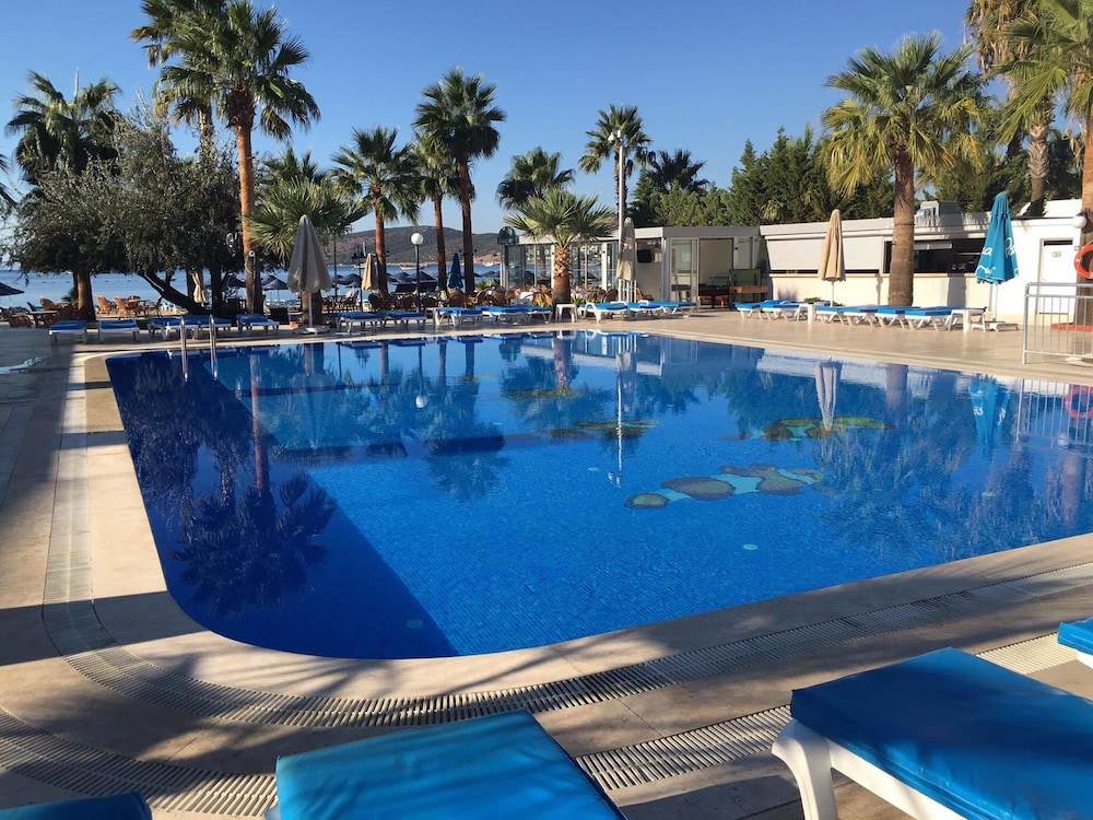 Nagi Beach Hotel in BODRUM
